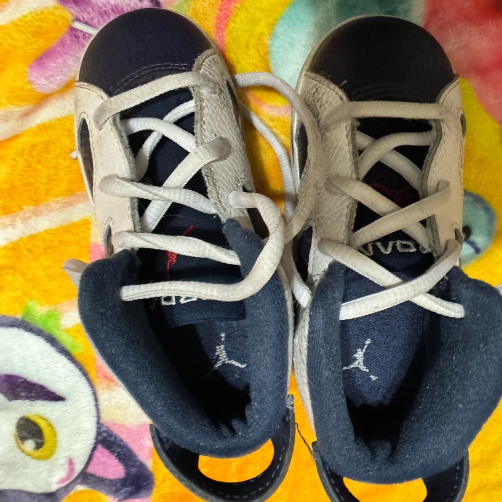 JORDAN 6 RETRO PS 'OLYMPIC' Kids Navy and White Sneakers